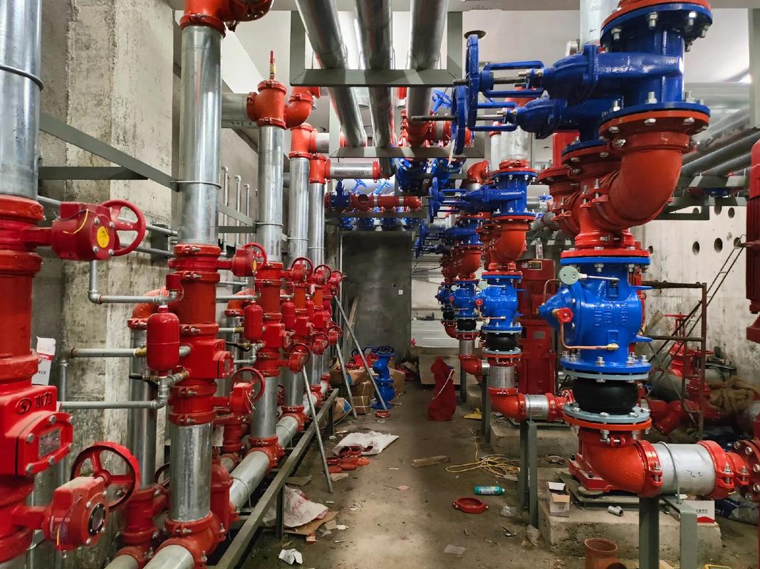 消防工程 屁大个泵房东西是真的多.