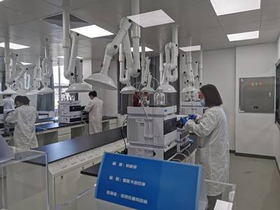 聚焦枣庄市&ldquo;工业强市、产业兴市&rdquo;项目建设现场推进会|峄城区博瑞呼吸用原料药投产后全面替代欧美同类产品